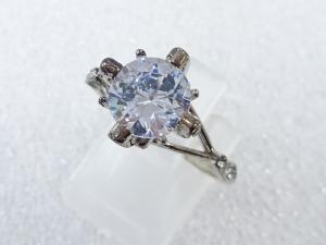 クリスタル　指輪(15号)